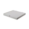 Zamknięty biały karton na pizzę 24x24x4 cm o prostych rogach – solidne, jednorazowe opakowanie do bezpiecznego transportu.webp